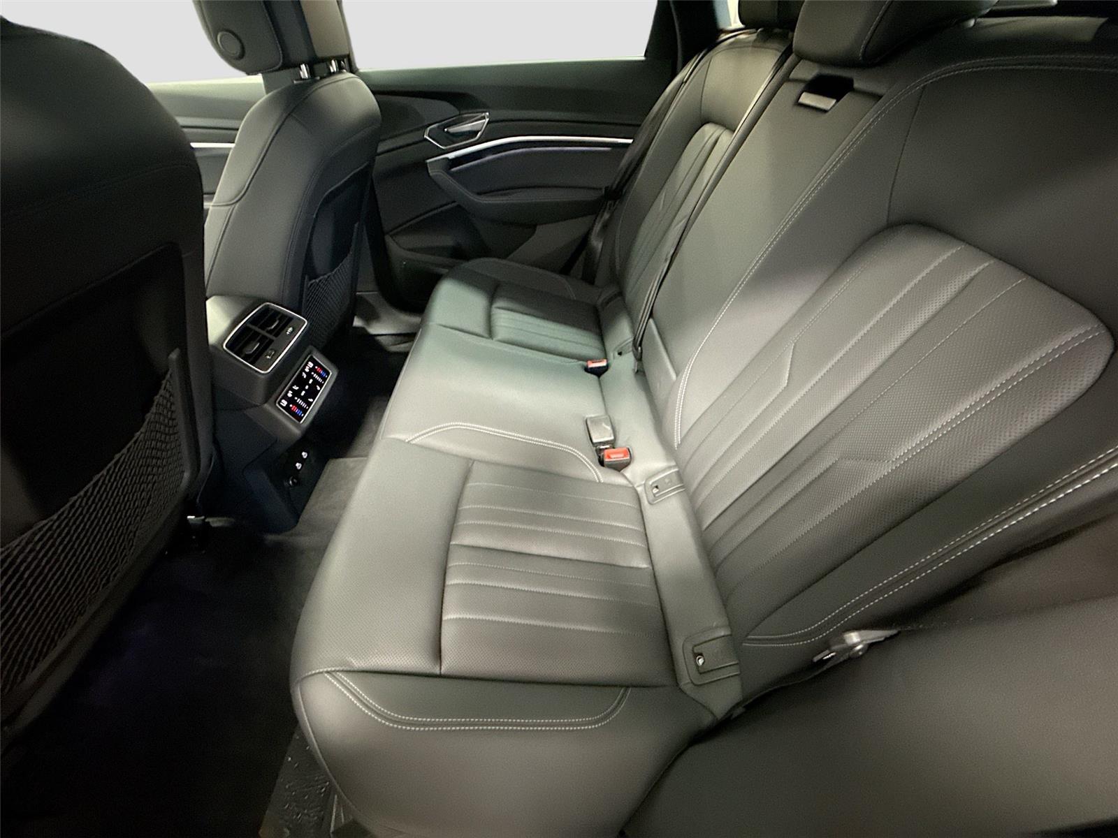 2024 Audi Q8 e-tron Sportback S line Premium Plus