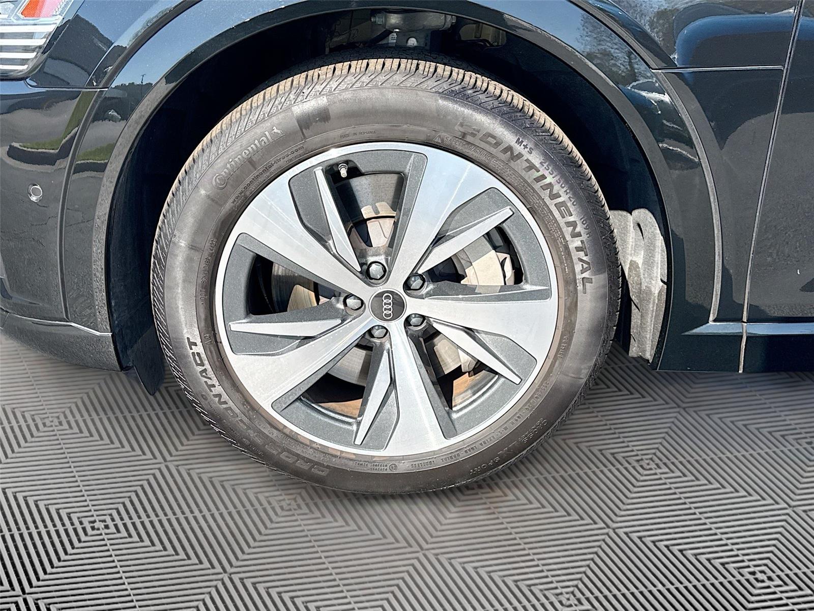 2024 Audi Q8 e-tron Sportback S line Premium Plus