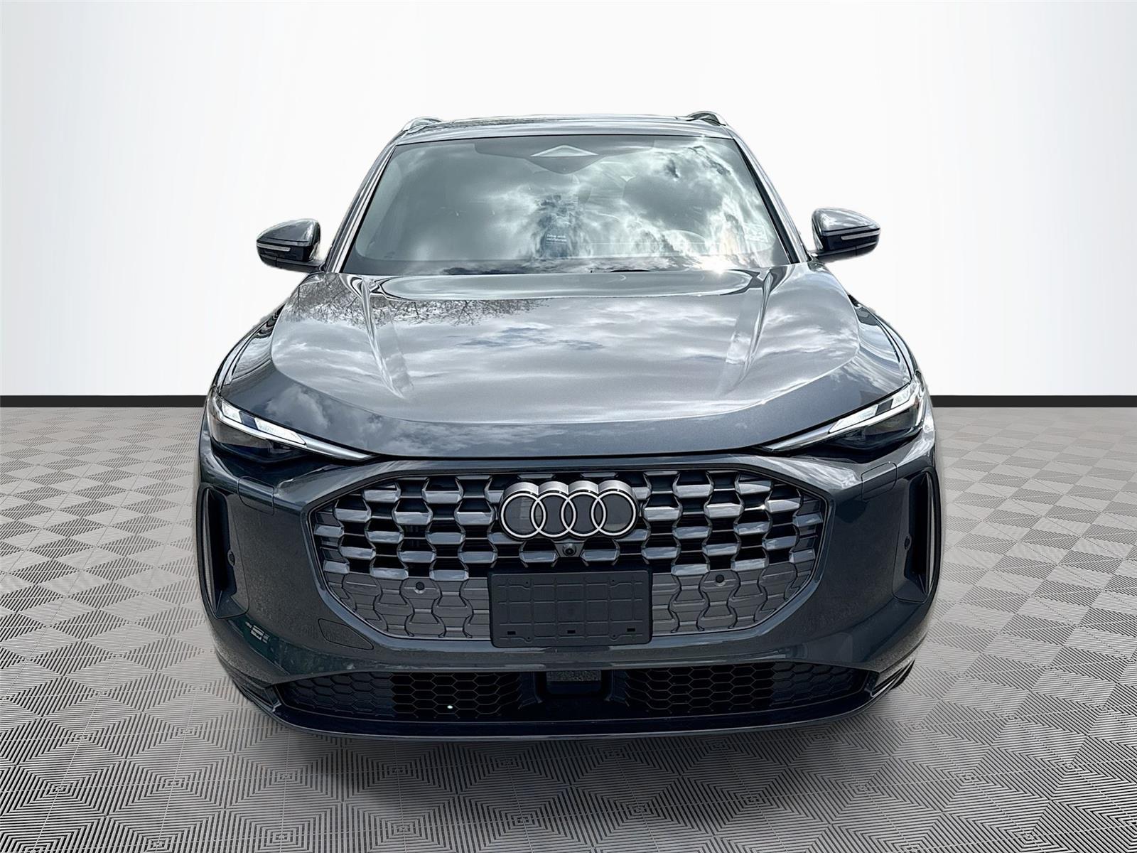 2025 Audi Q5 Premium