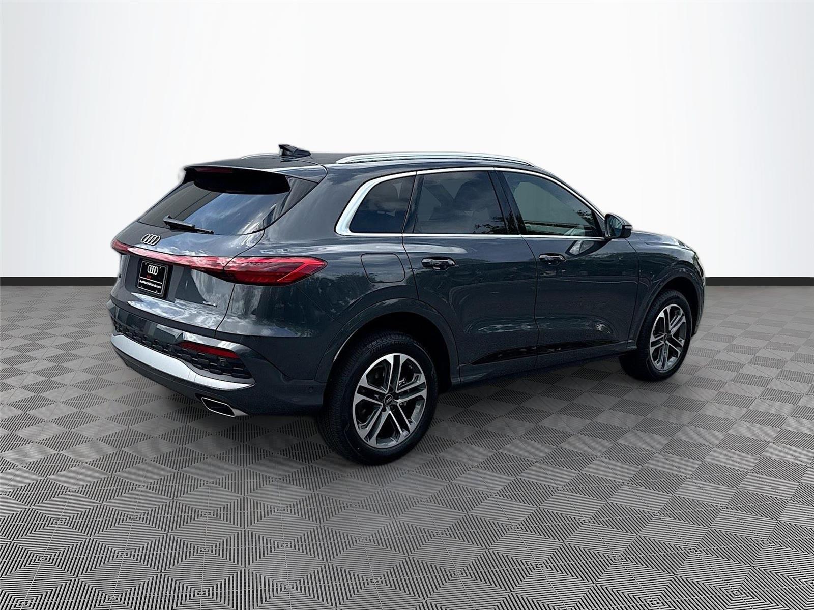 2025 Audi Q5 Premium