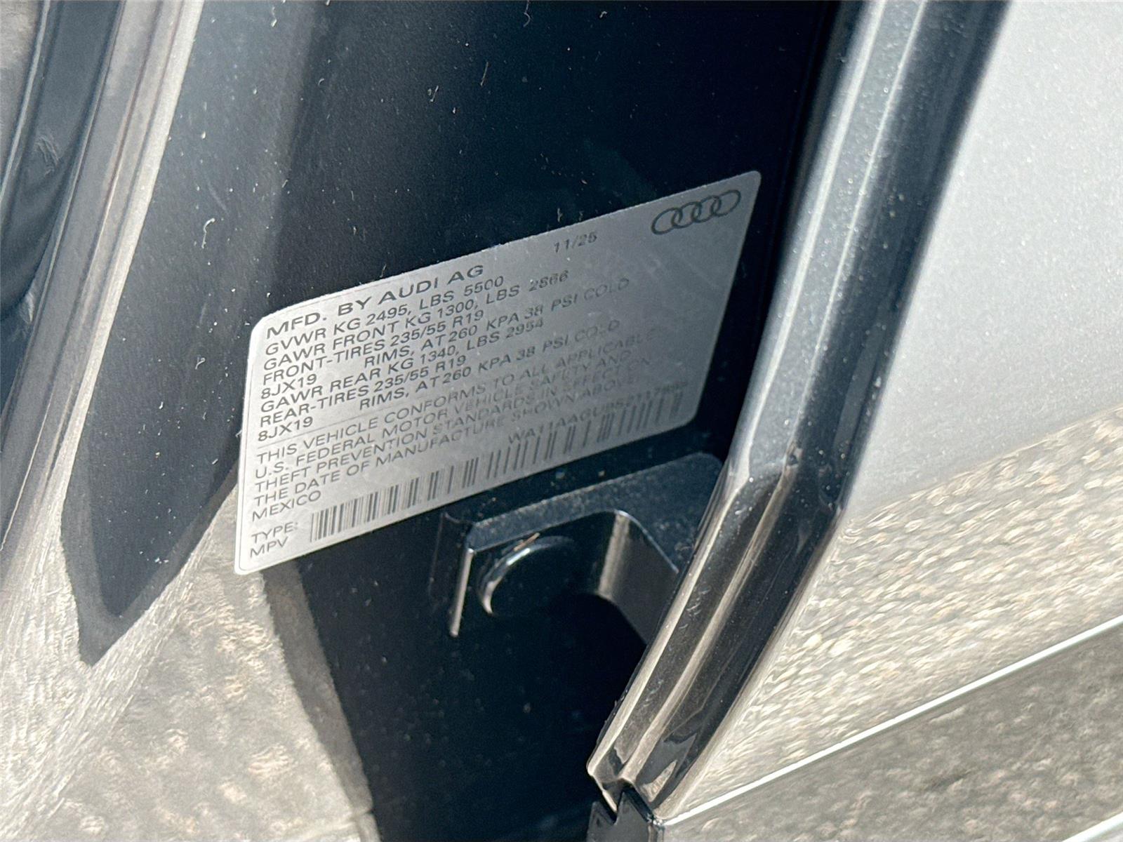 2025 Audi Q5 Premium