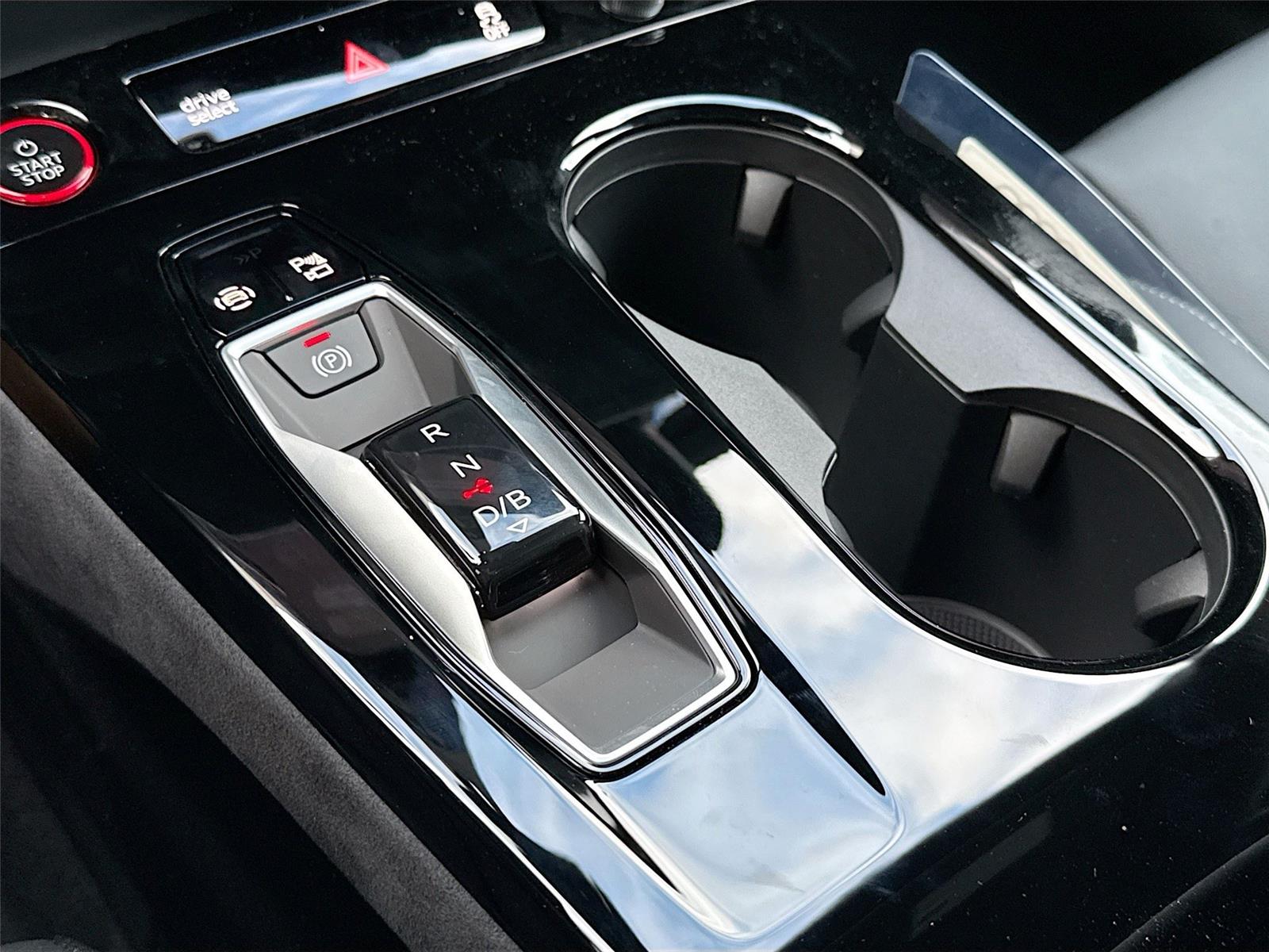 2027 Audi SQ6 e-tron Sportback Premium Plus