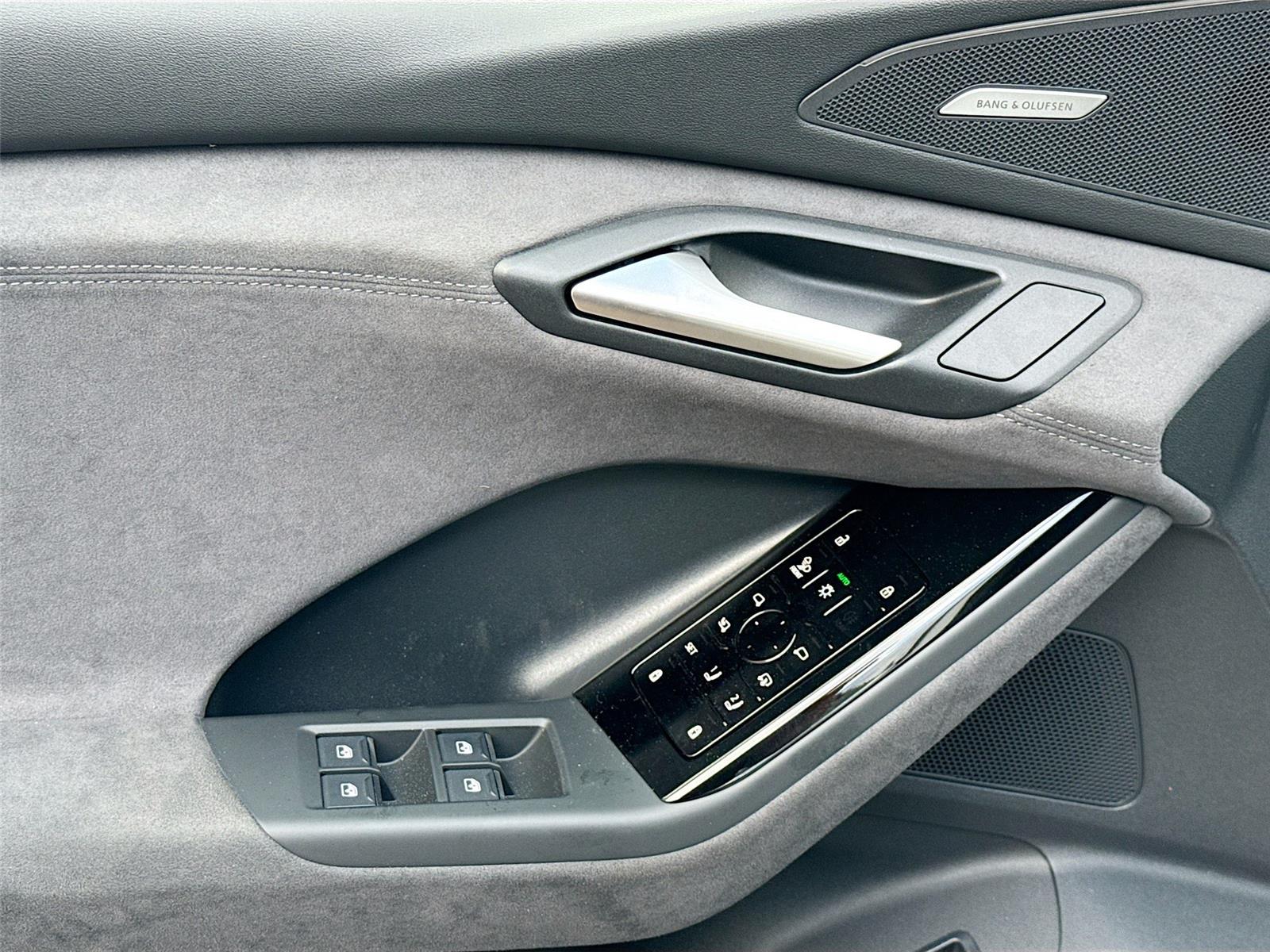 2027 Audi SQ6 e-tron Sportback Premium Plus