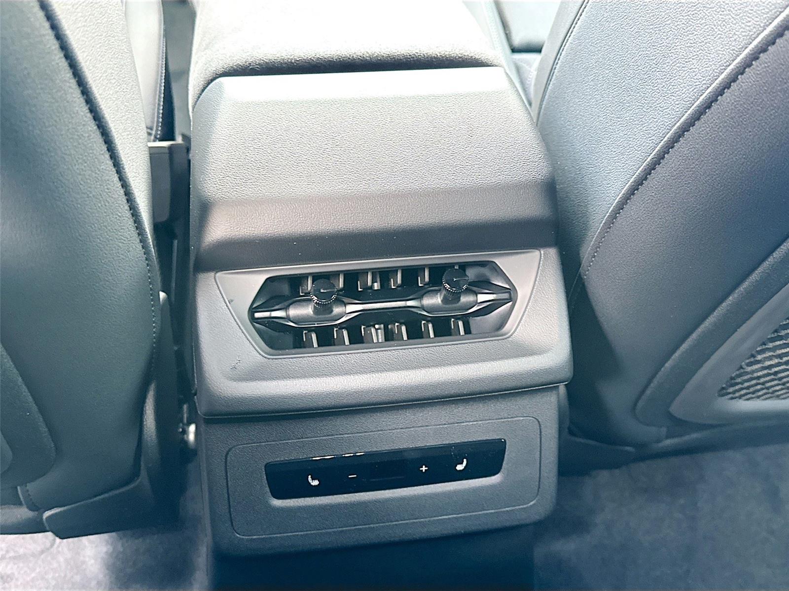 2027 Audi SQ6 e-tron Sportback Premium Plus