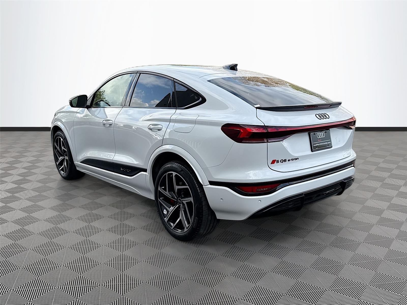 2027 Audi SQ6 e-tron Sportback Premium Plus