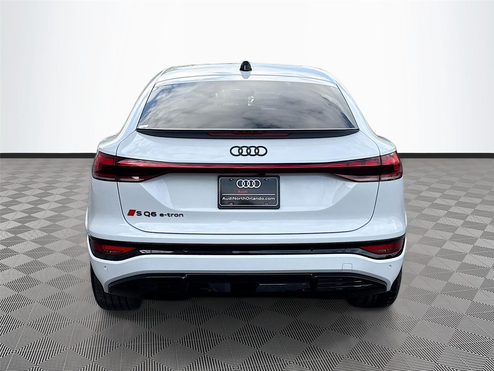 2027 Audi SQ6 e-tron Sportback Premium Plus