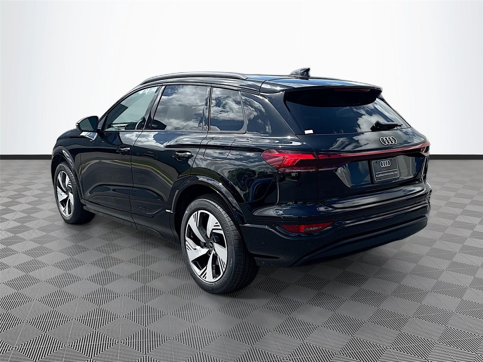 2025 Audi Q6 e-tron Premium Plus