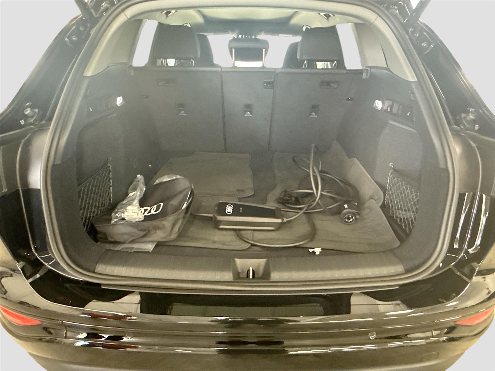 2025 Audi Q6 e-tron Premium Plus