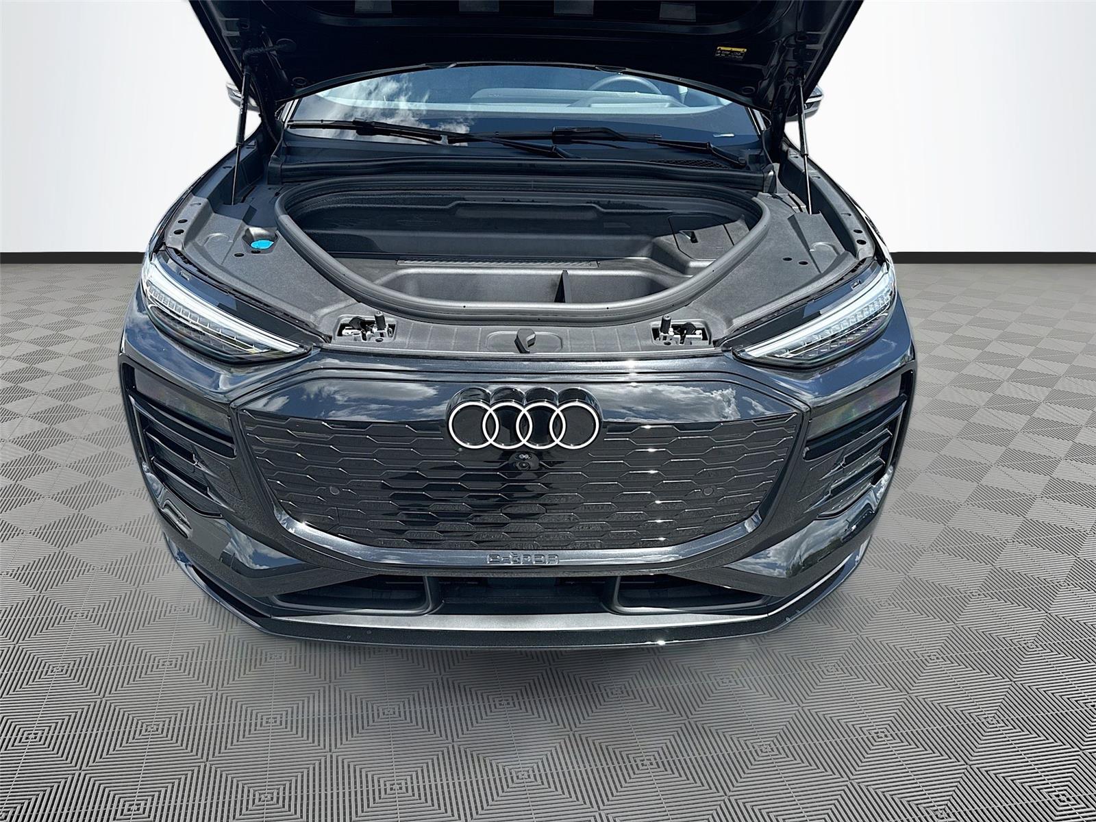 2025 Audi Q6 e-tron Premium Plus