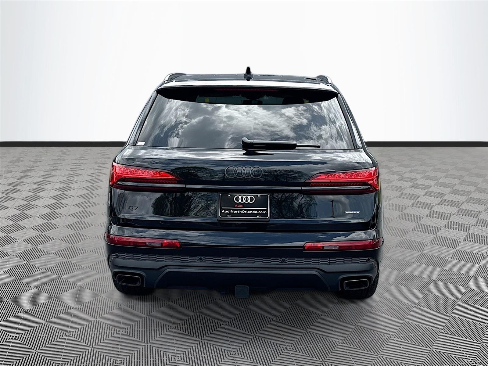 2026 Audi Q7 Premium Plus