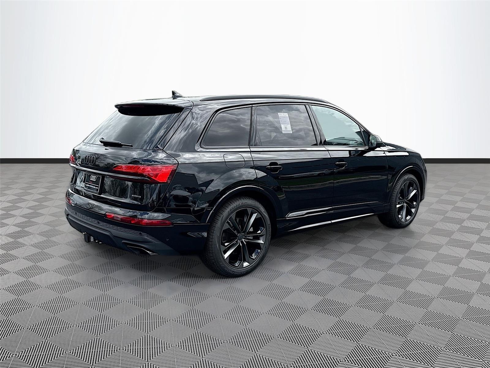2026 Audi Q7 Premium Plus