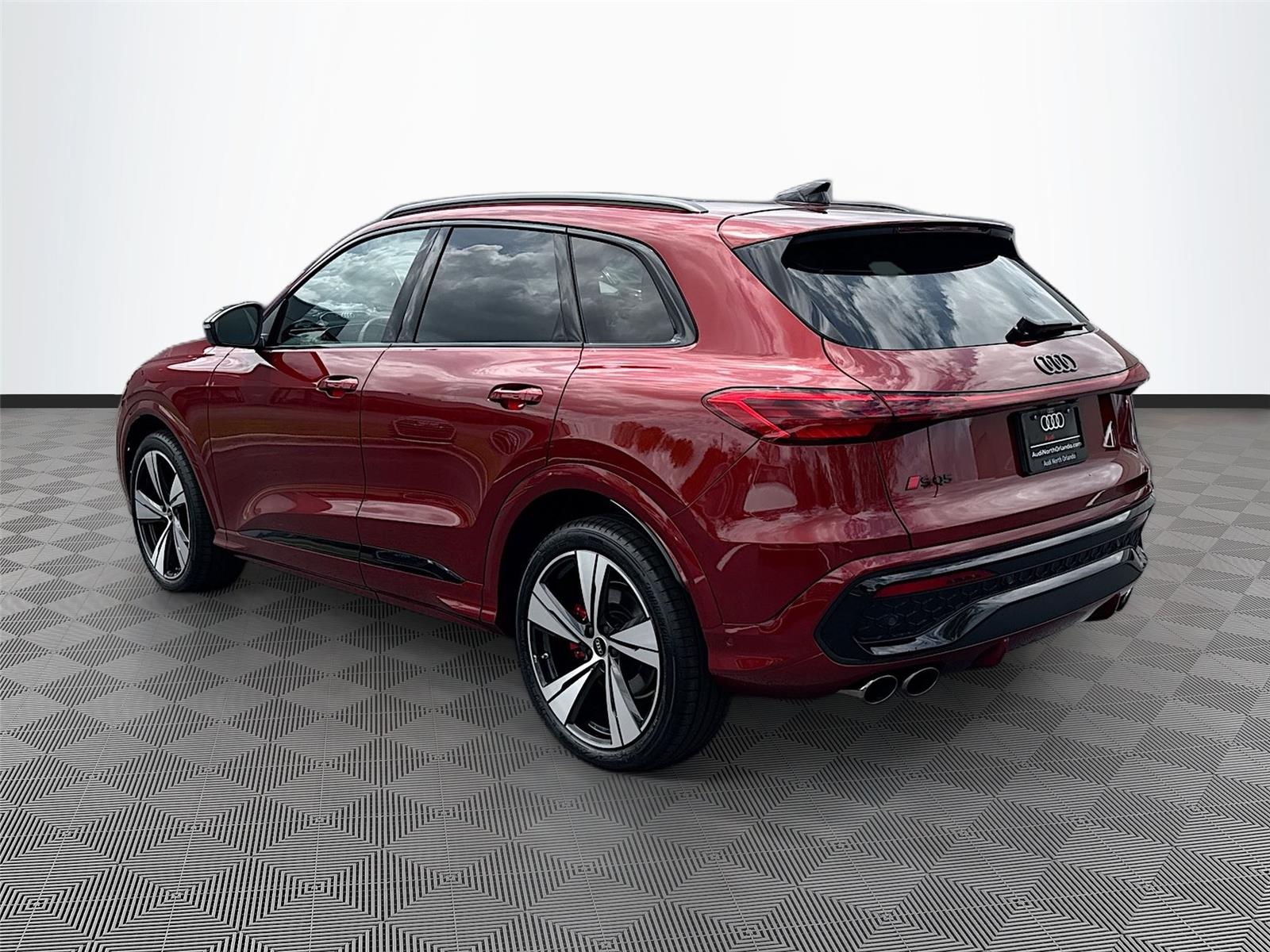 2025 Audi SQ5 Premium Plus