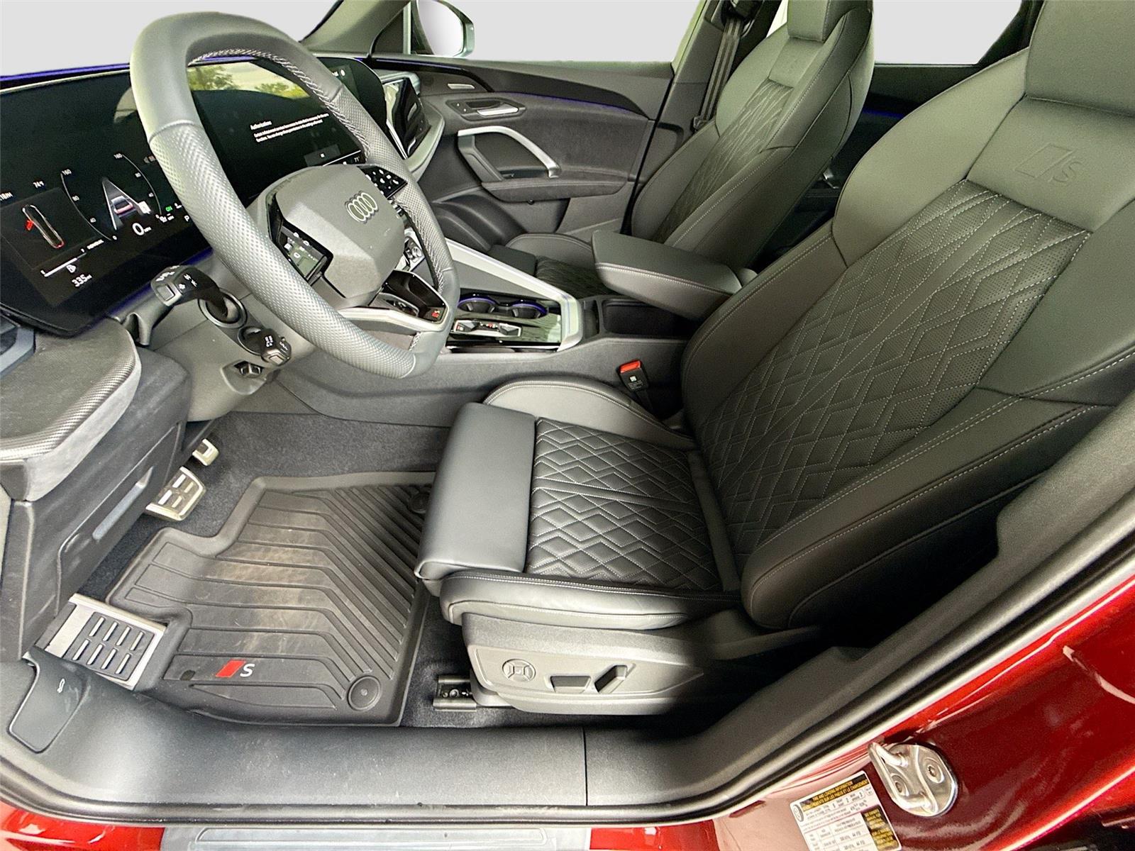 2025 Audi SQ5 Premium Plus