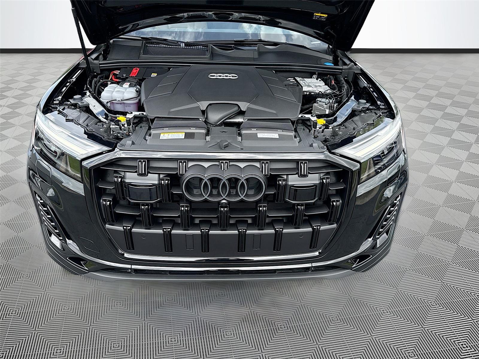 2026 Audi Q7 Premium Plus