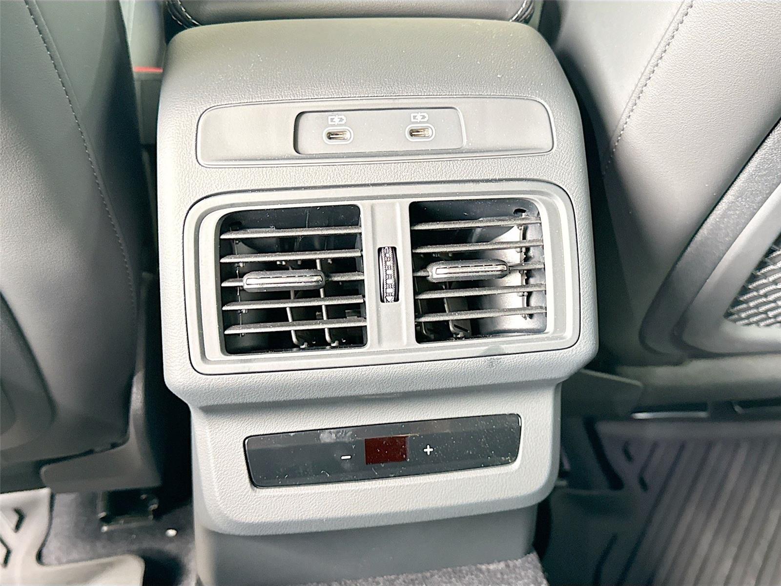 2025 Audi SQ5 Premium Plus