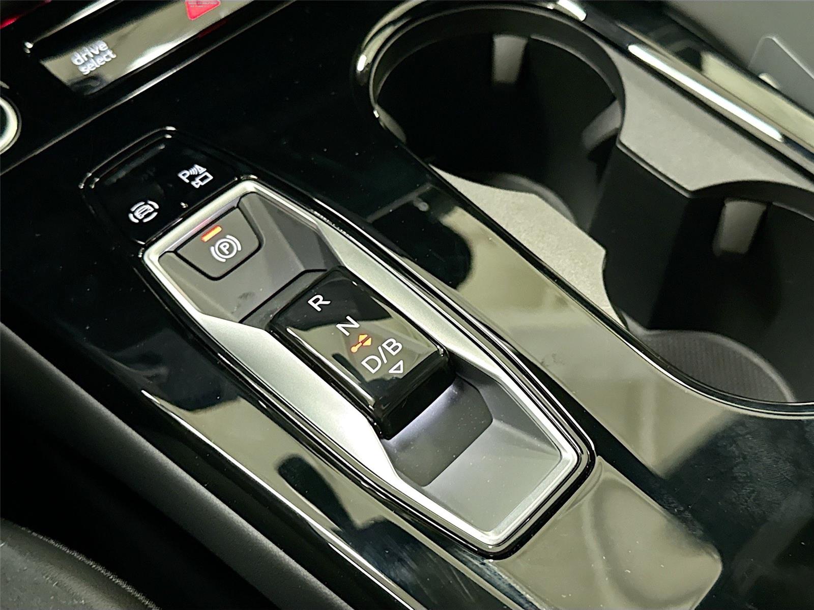 2027 Audi Q6 e-tron Premium Plus