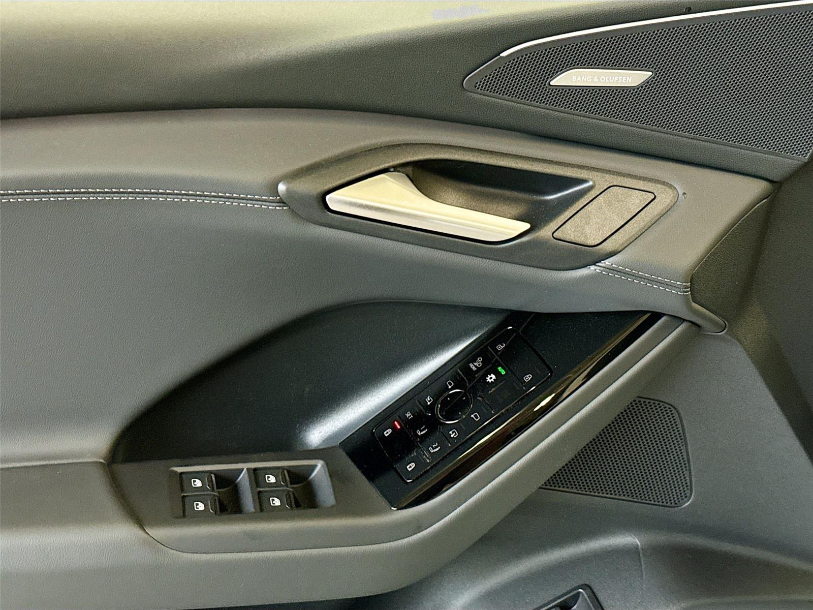 2027 Audi Q6 e-tron Premium Plus