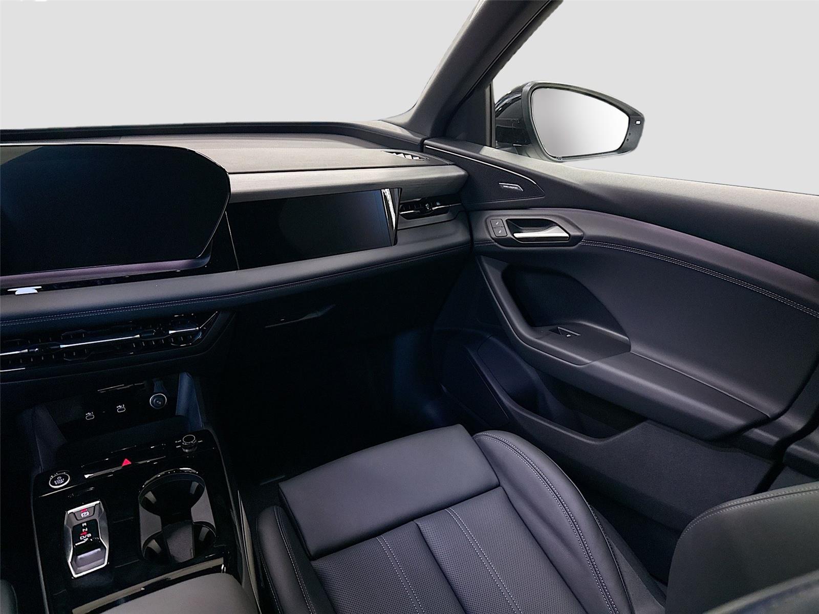 2027 Audi Q6 e-tron Premium Plus