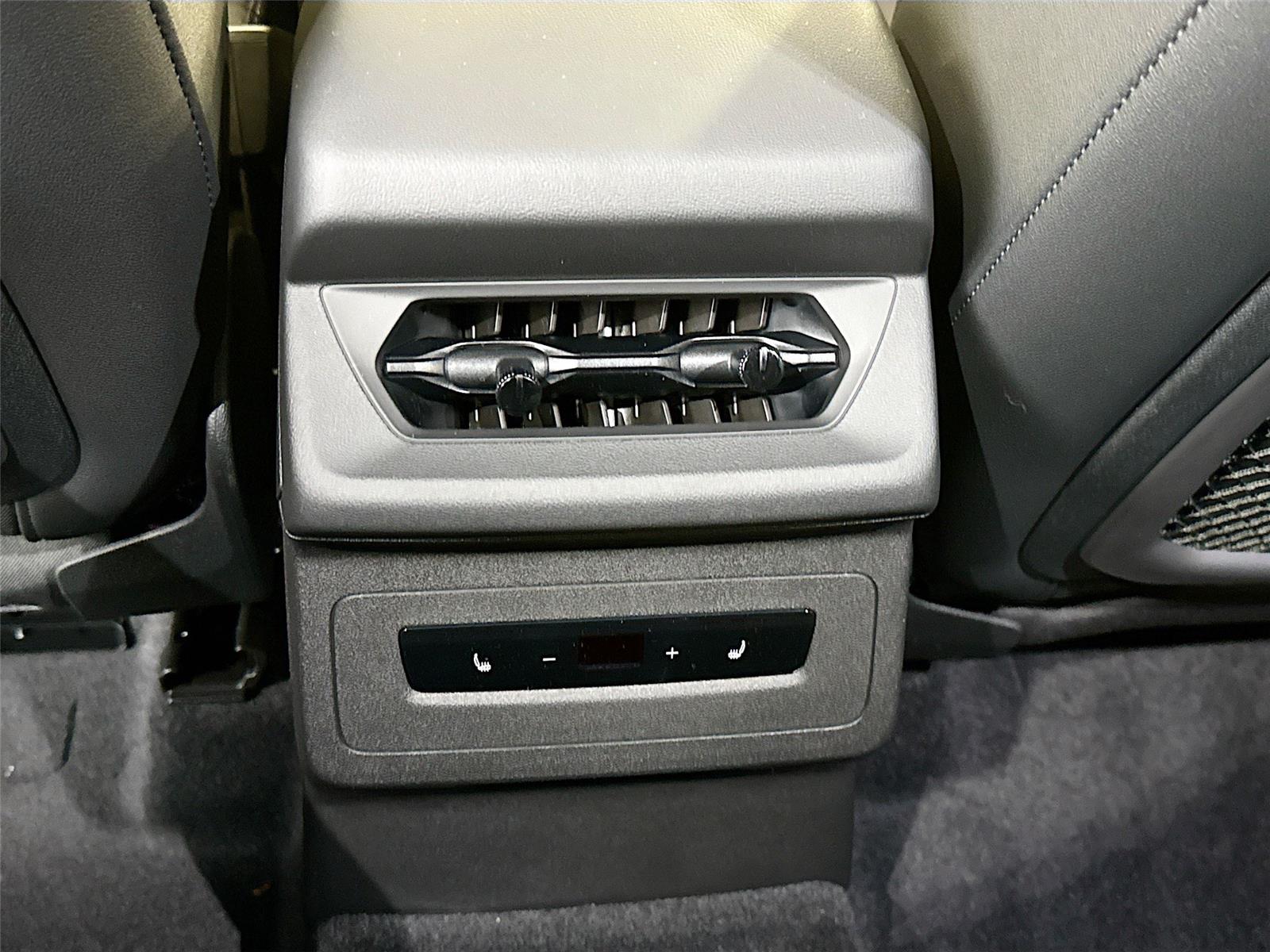 2027 Audi Q6 e-tron Premium Plus