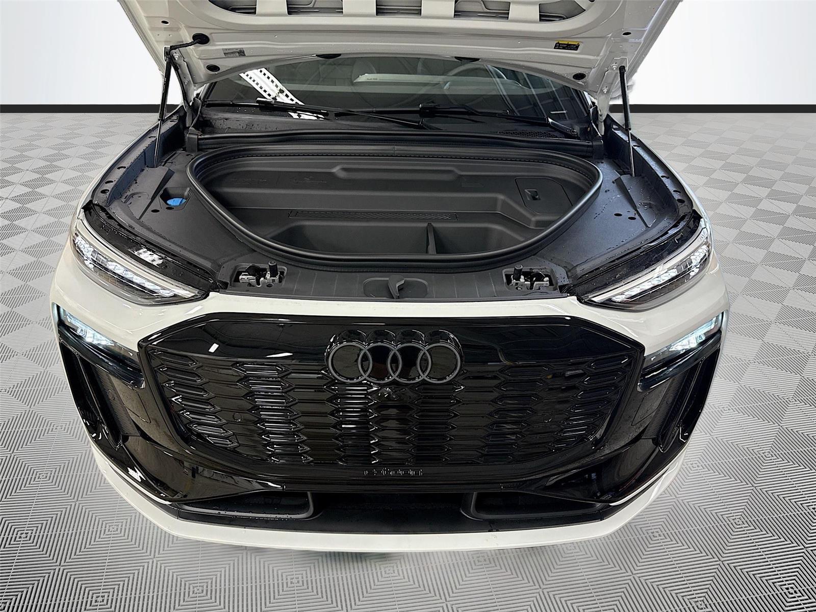2027 Audi Q6 e-tron Premium Plus