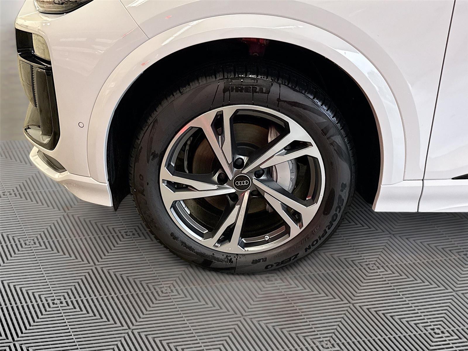 2027 Audi Q6 e-tron Premium Plus