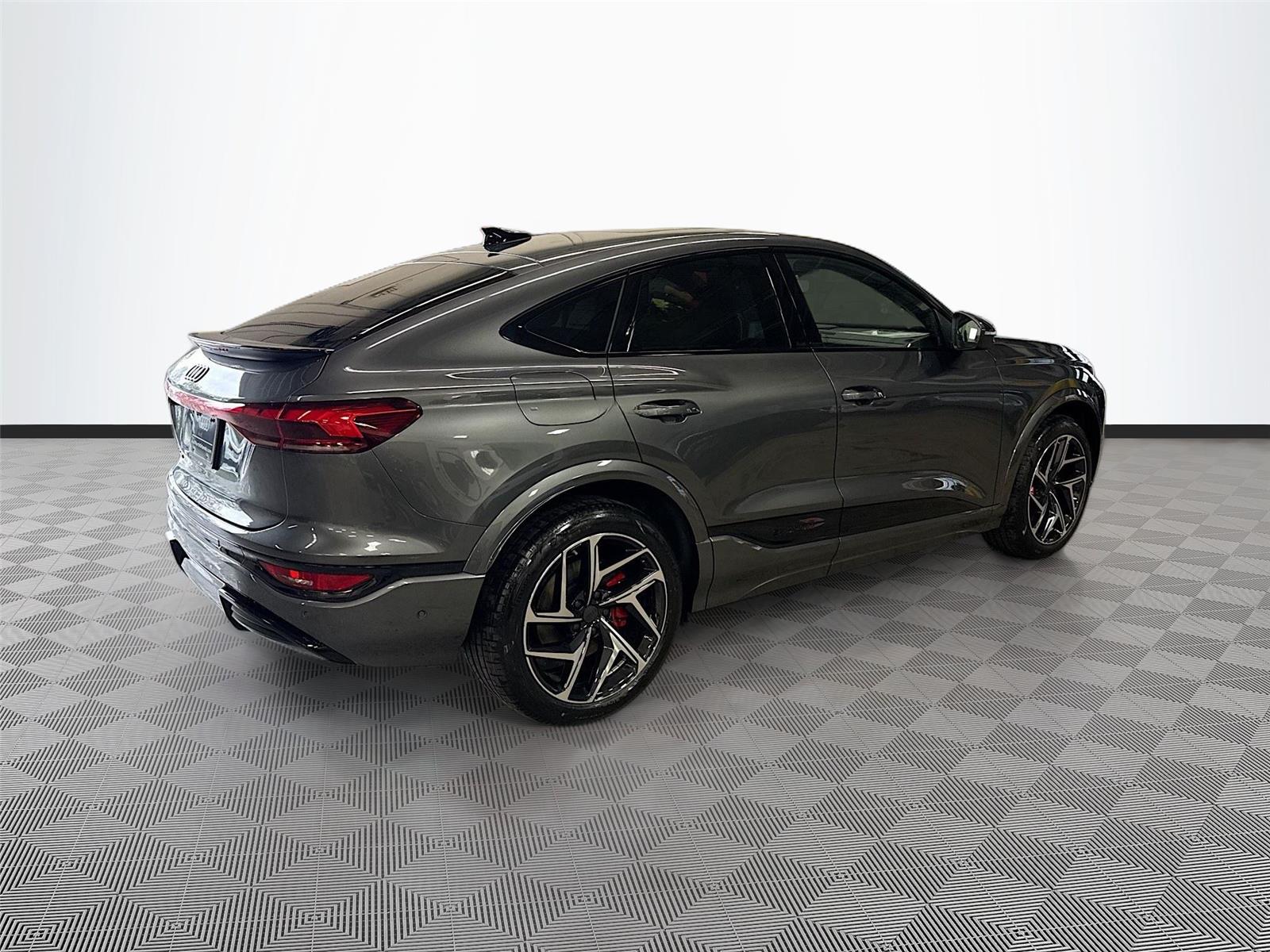 2027 Audi SQ6 e-tron Sportback Premium Plus