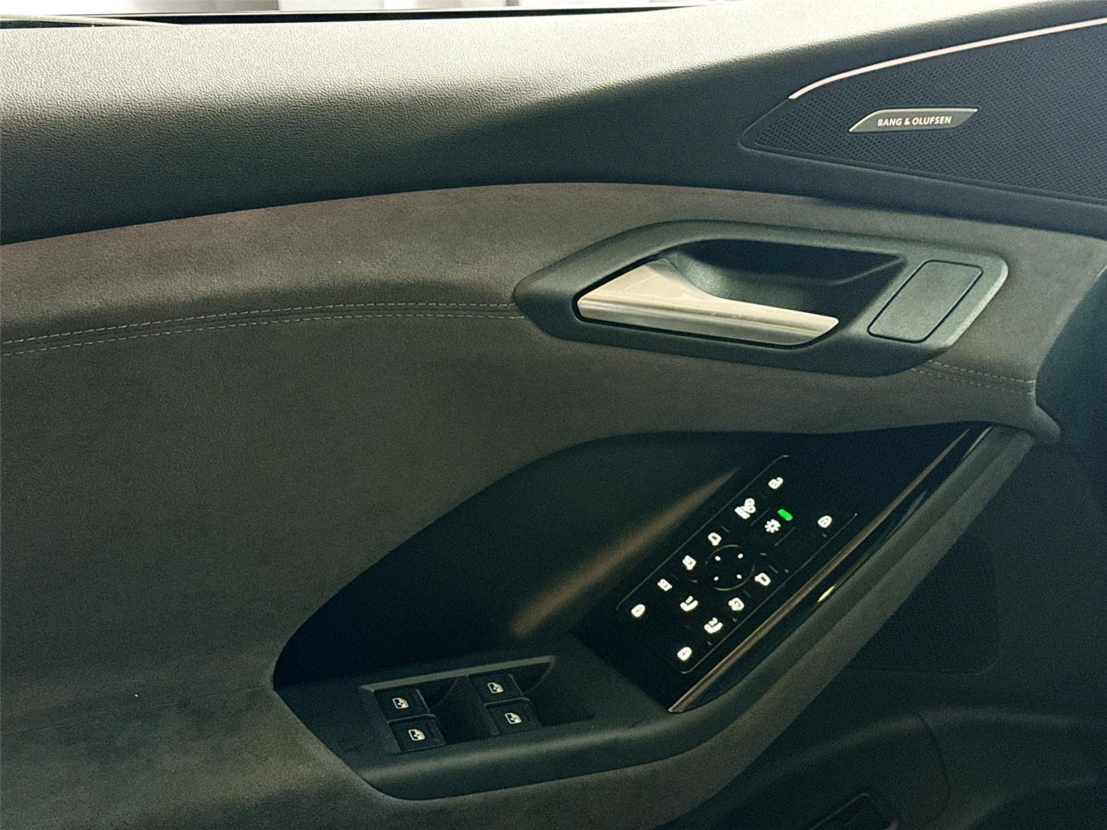 2027 Audi SQ6 e-tron Sportback Premium Plus