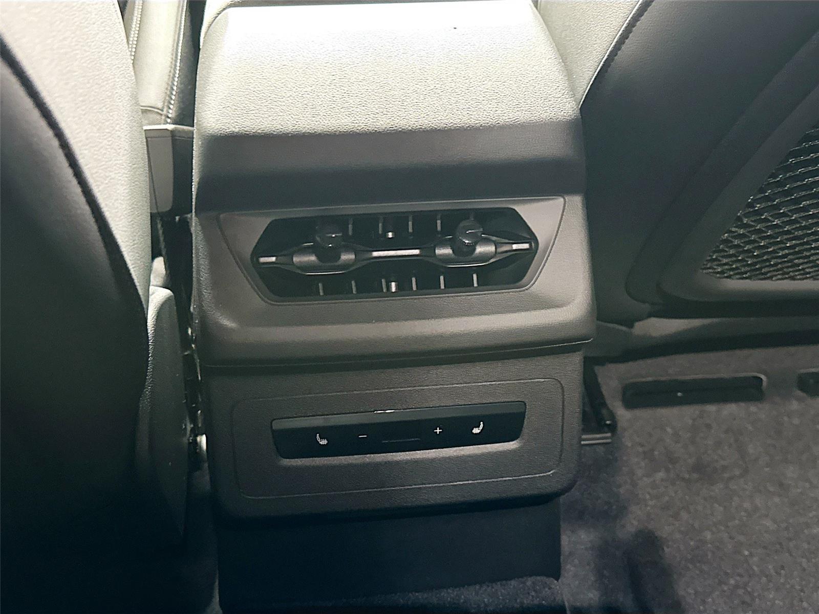 2027 Audi SQ6 e-tron Sportback Premium Plus