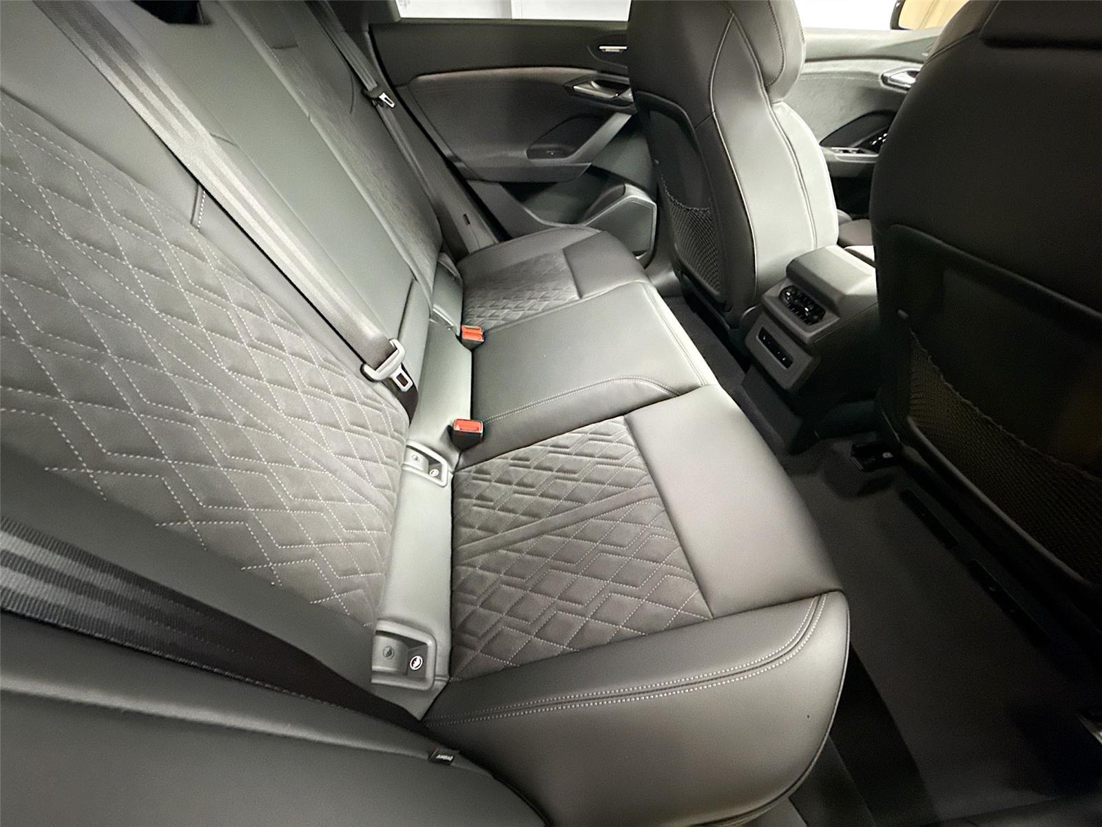 2027 Audi SQ6 e-tron Sportback Premium Plus