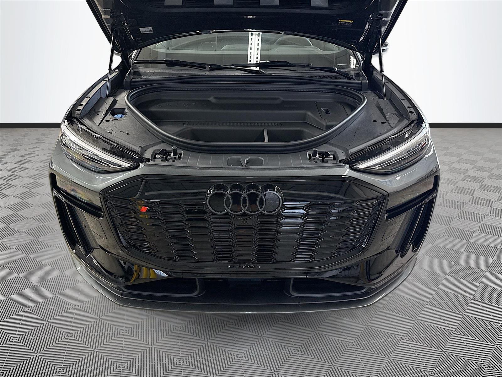 2027 Audi SQ6 e-tron Sportback Premium Plus