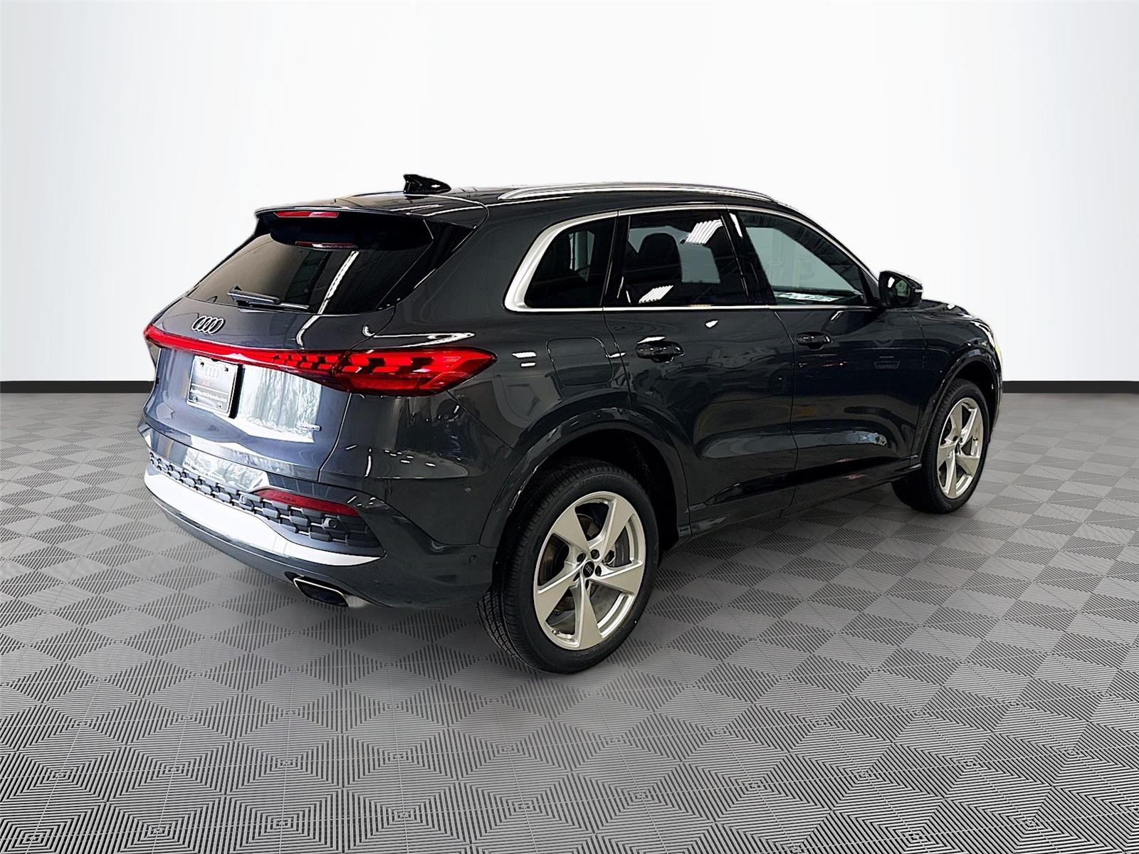 2025 Audi Q5 Premium Plus
