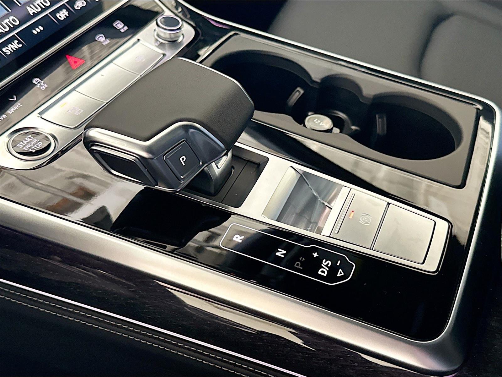 2026 Audi Q7 Premium Plus
