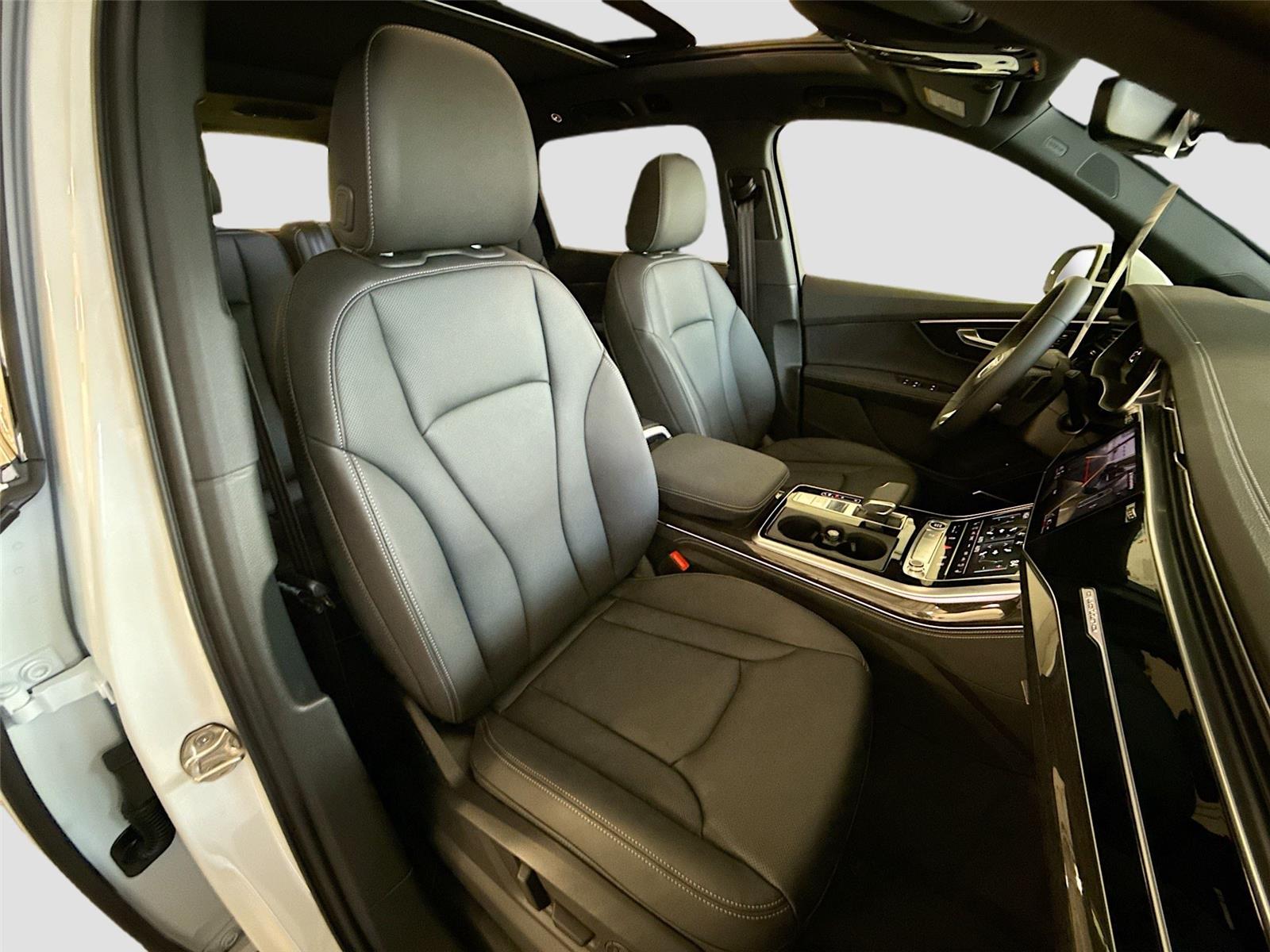 2026 Audi Q7 Premium Plus