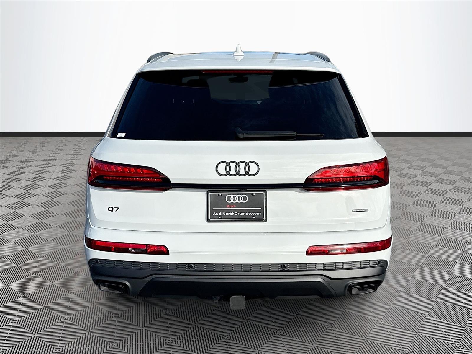 2026 Audi Q7 Premium Plus