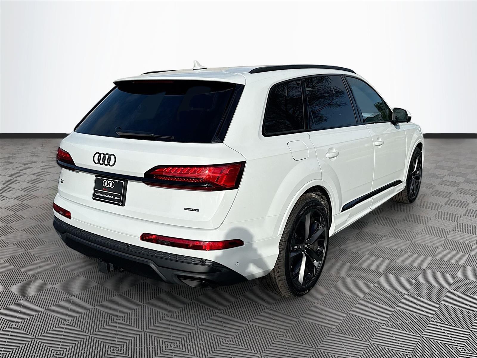 2026 Audi Q7 Premium Plus