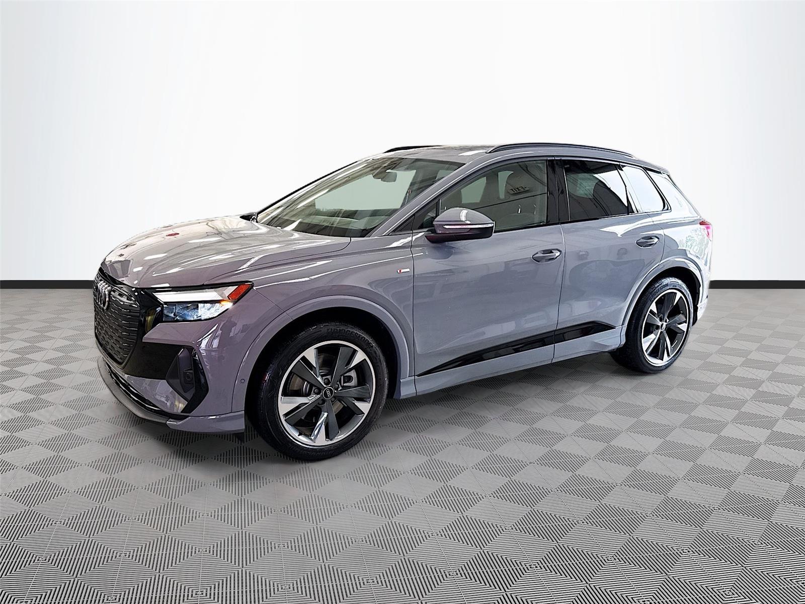 2024 Audi Q4 e-tron Premium Plus