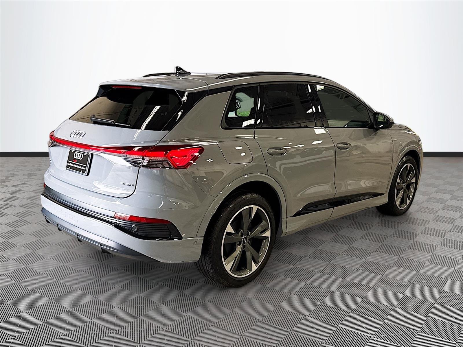 2024 Audi Q4 e-tron Premium Plus