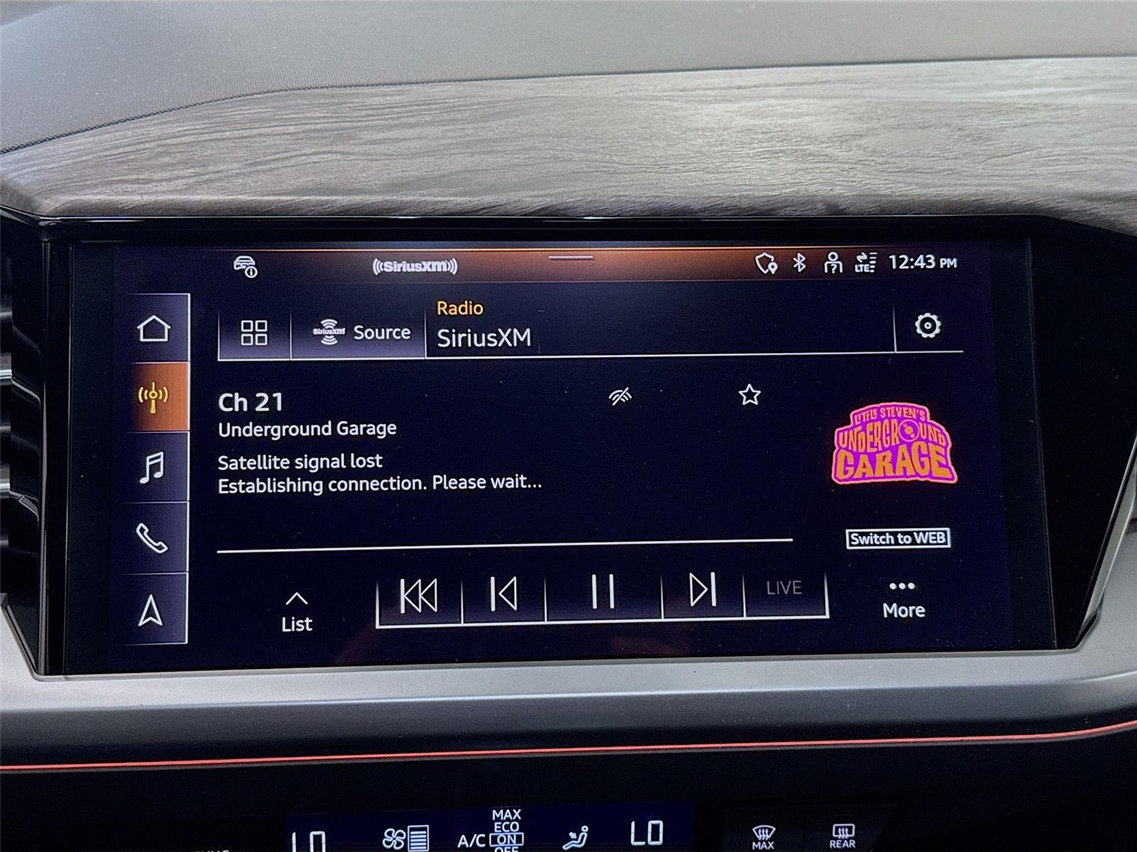 2024 Audi Q4 e-tron Premium Plus