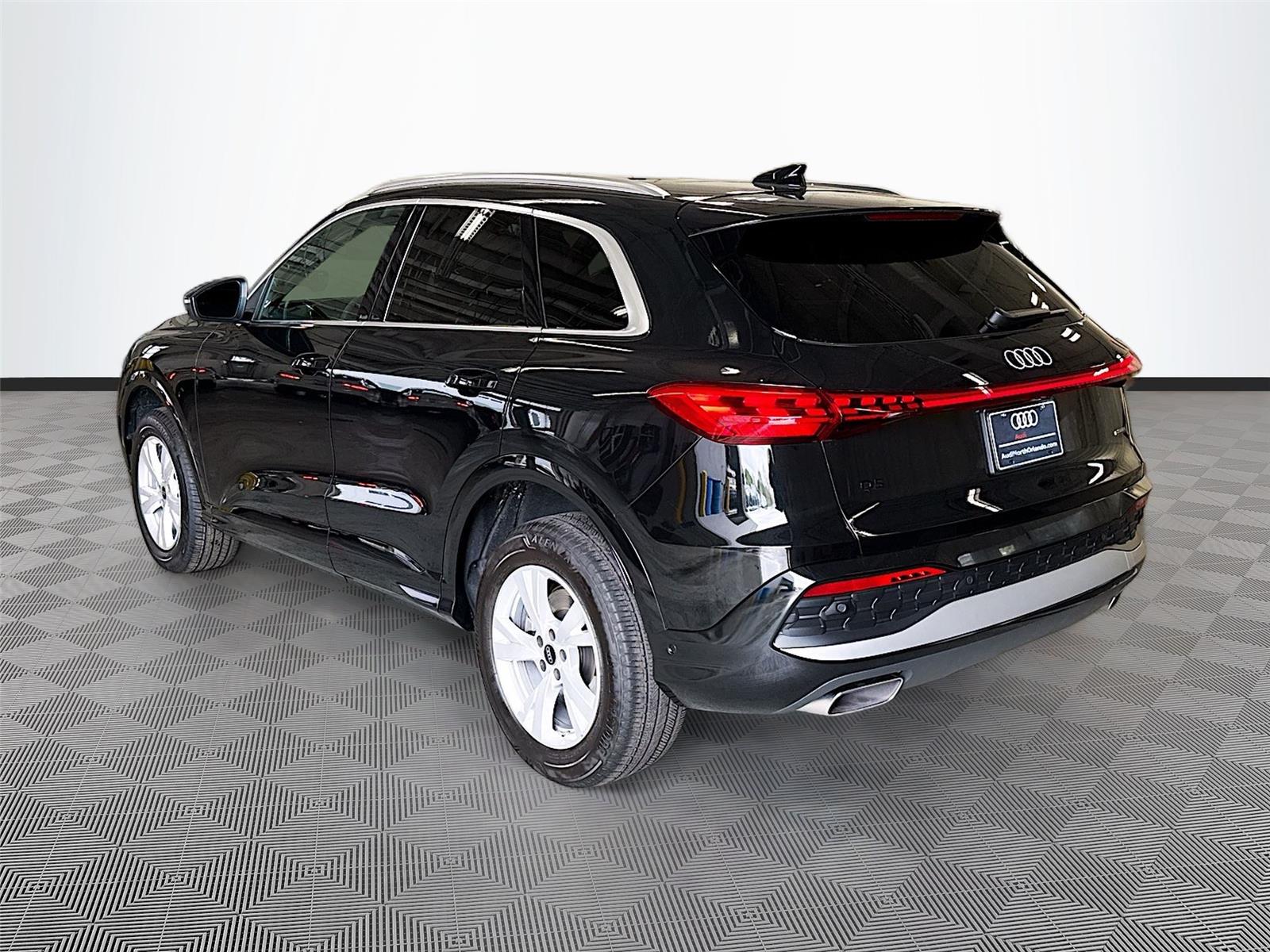 2025 Audi Q5 Premium