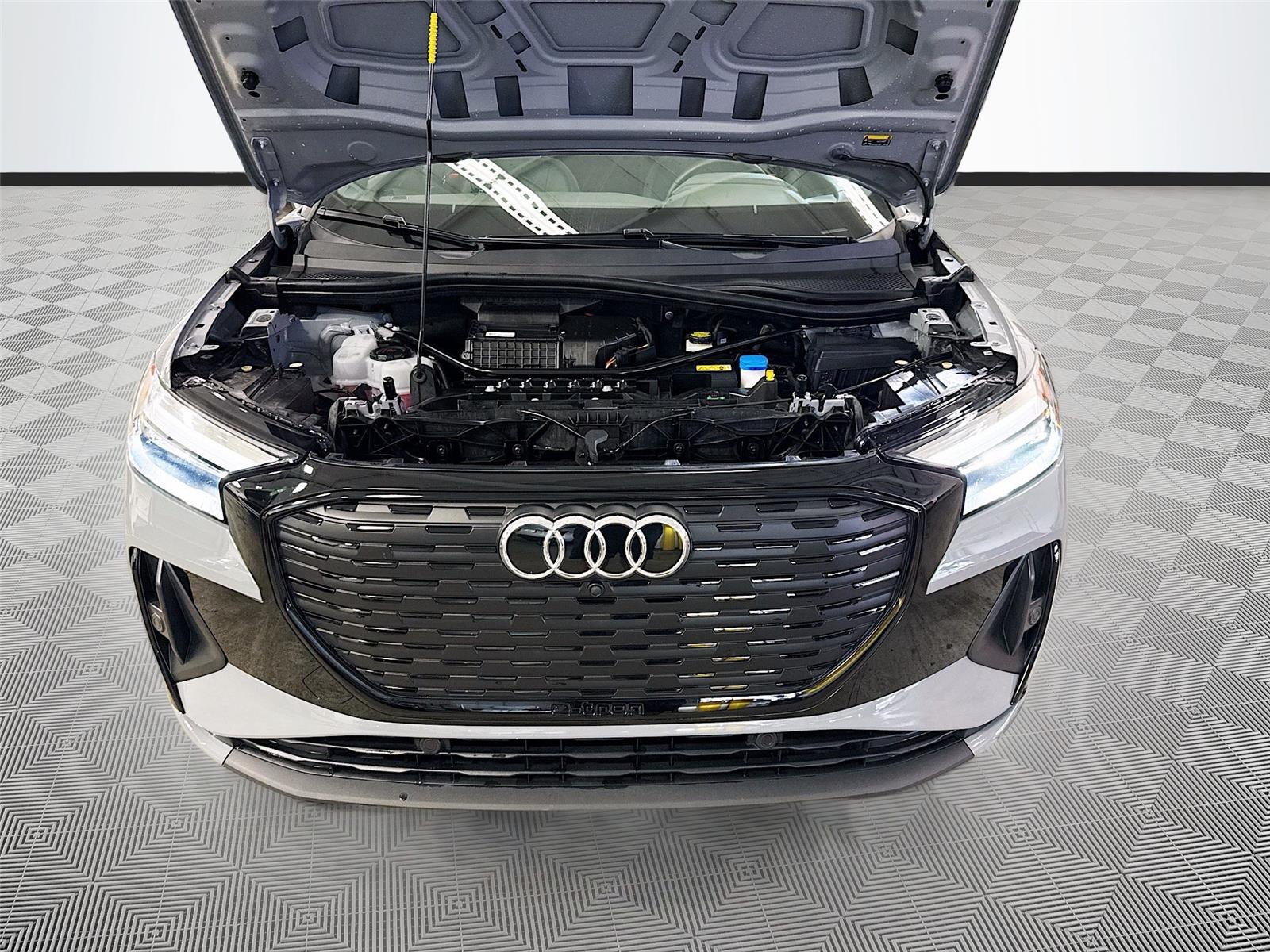 2024 Audi Q4 e-tron Premium Plus