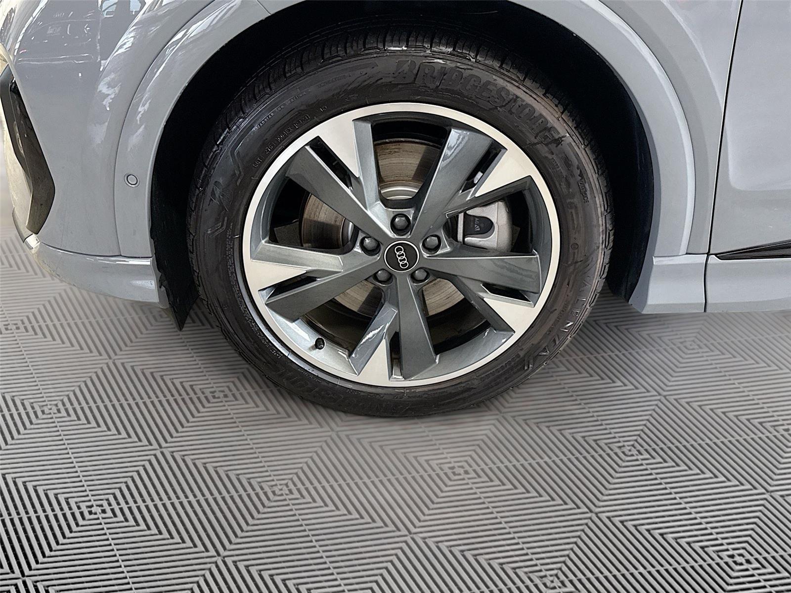 2024 Audi Q4 e-tron Premium Plus