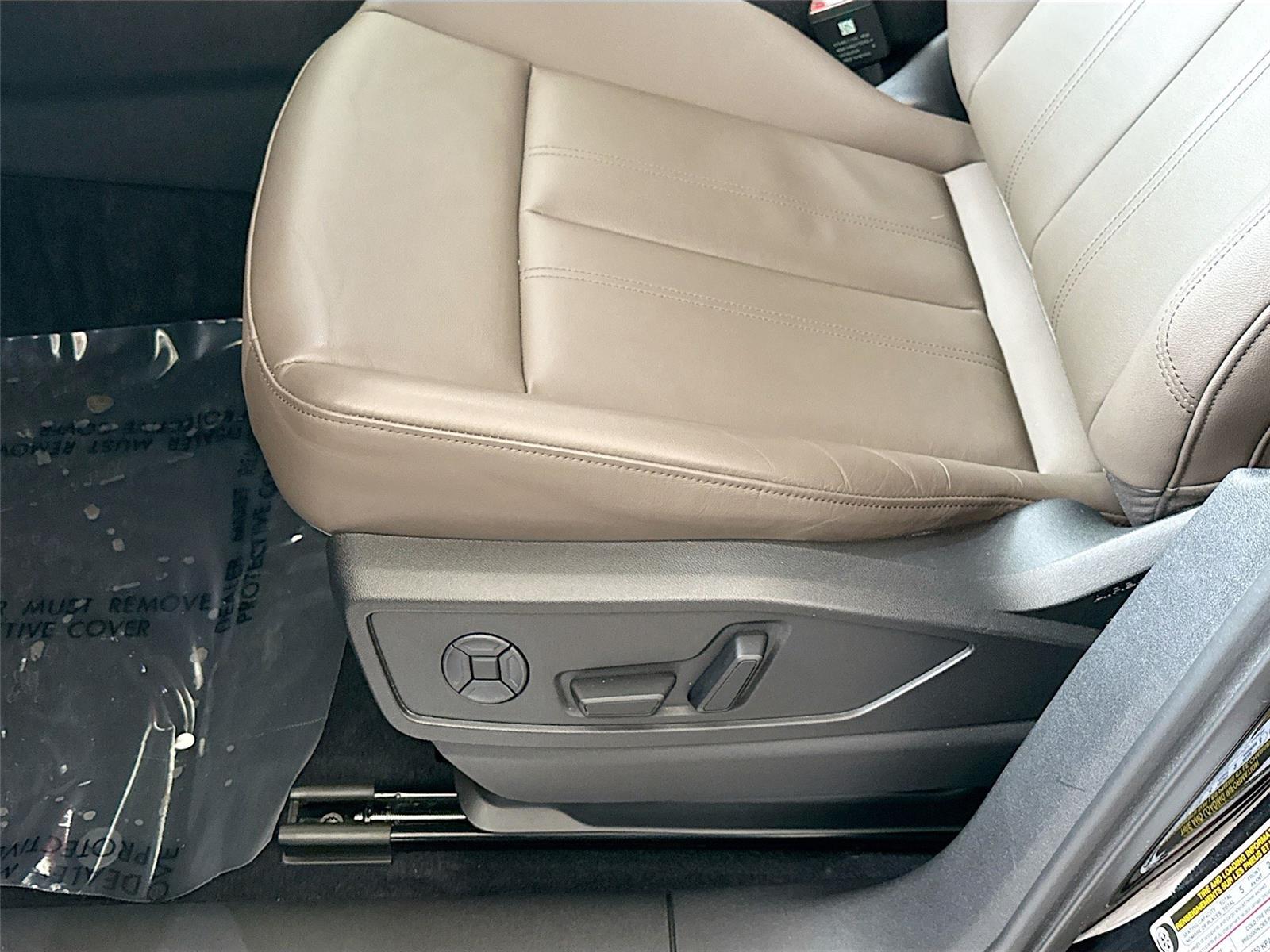 2025 Audi Q5 Premium