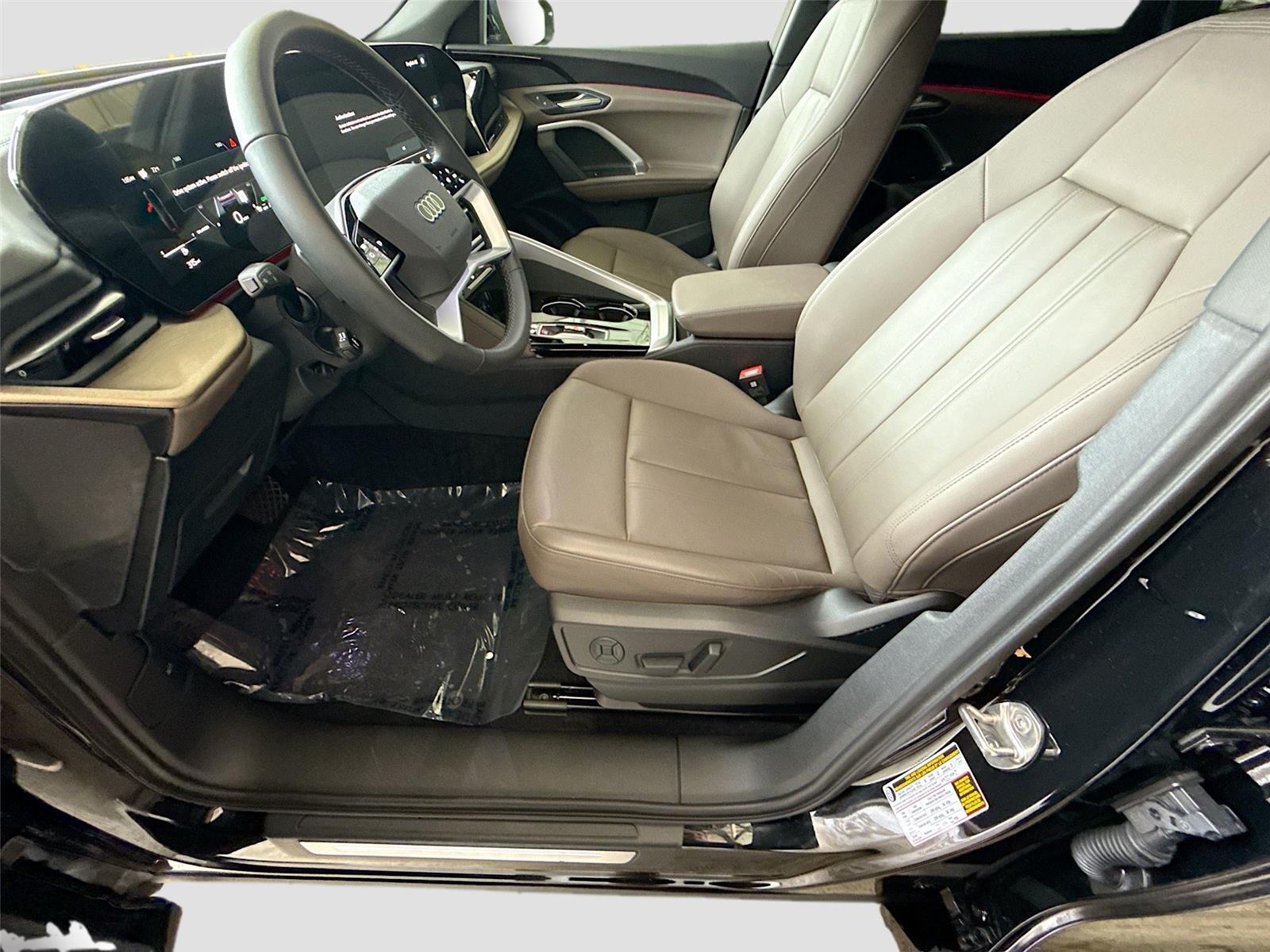 2025 Audi Q5 Premium