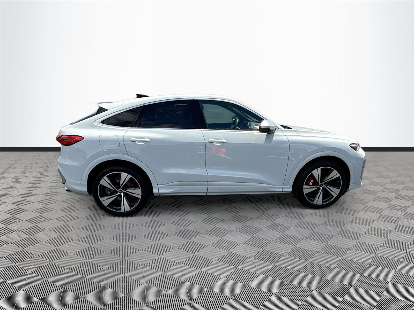 2025 Audi SQ5 Sportback Premium Plus