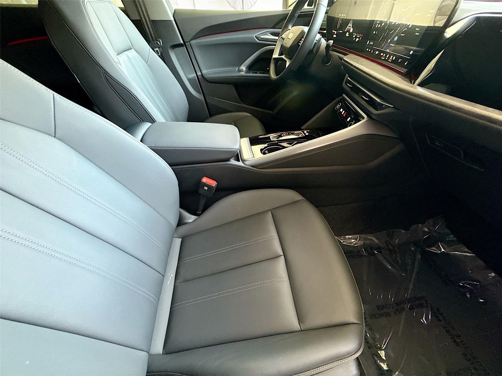 2025 Audi Q5 Premium