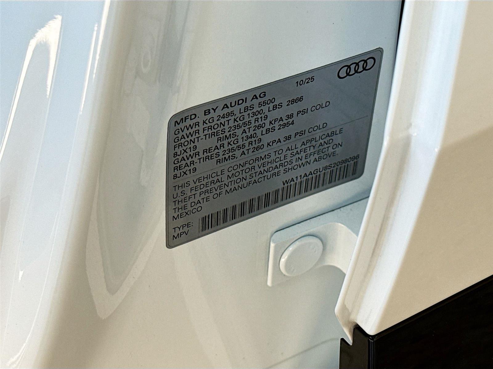 2025 Audi Q5 Premium