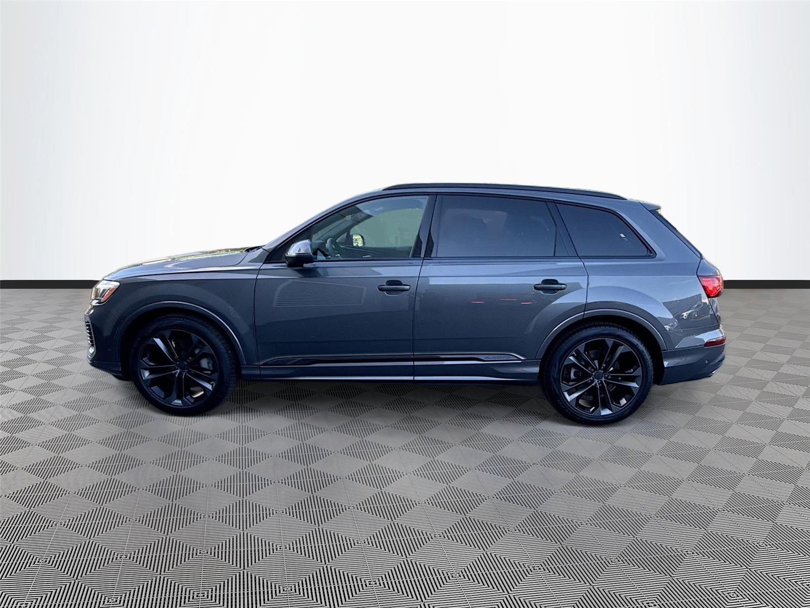 2026 Audi Q7 Premium Plus