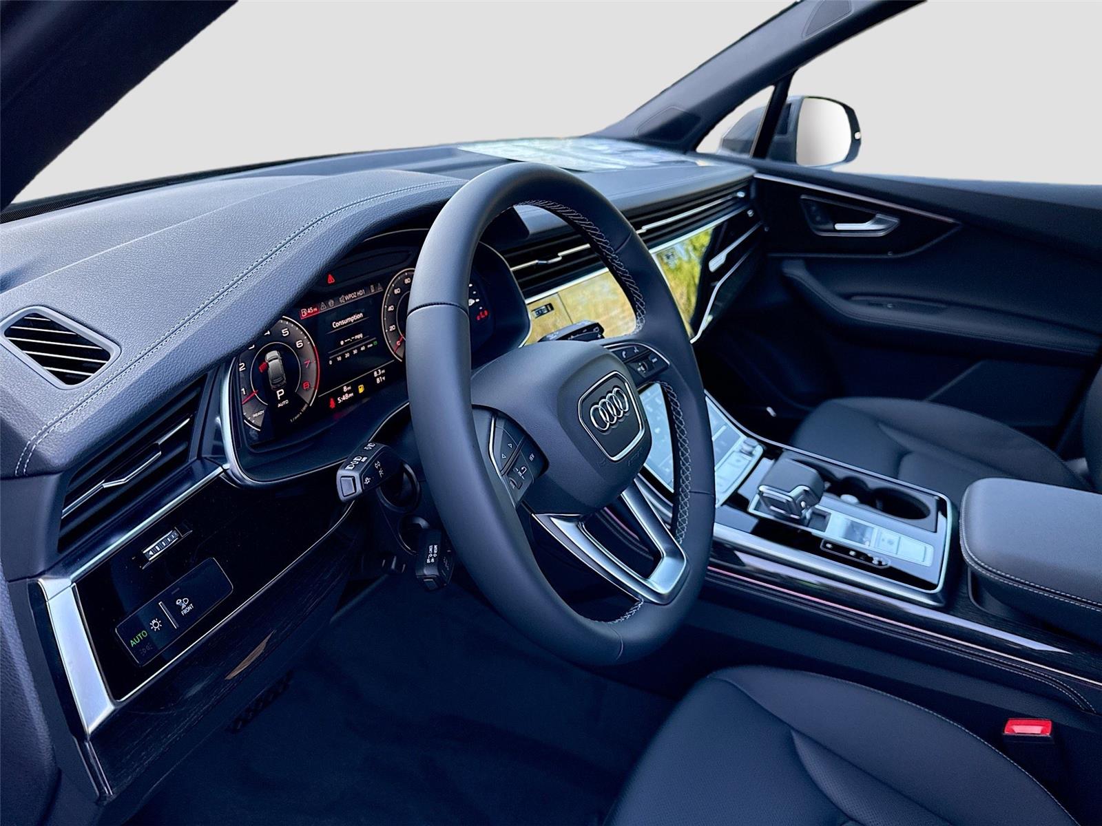 2026 Audi Q7 Premium Plus