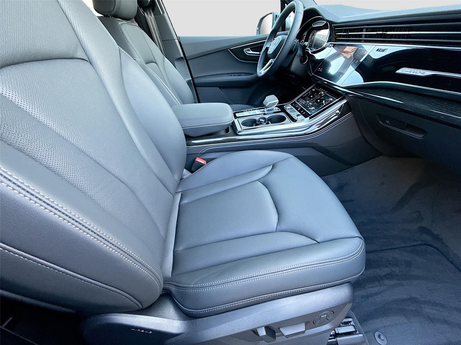2026 Audi Q7 Premium Plus