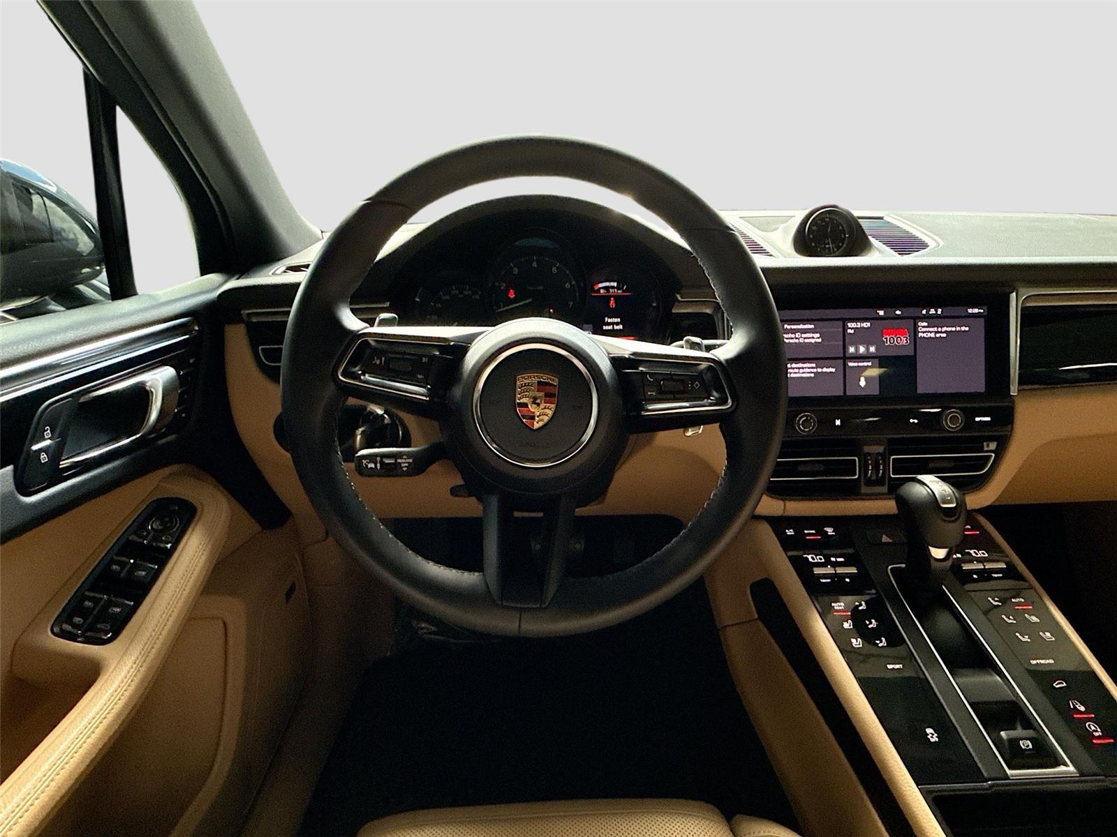 2025 Porsche Macan T